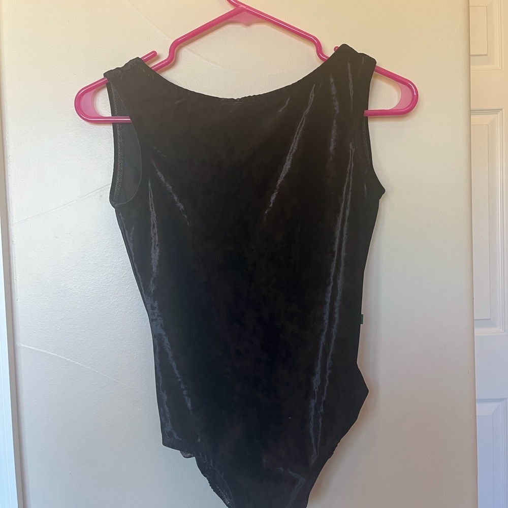 Black Velvet LuckyLeo Allure Style